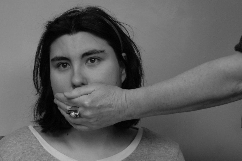 Ed Hanssen SILENCE Sophie Lossy